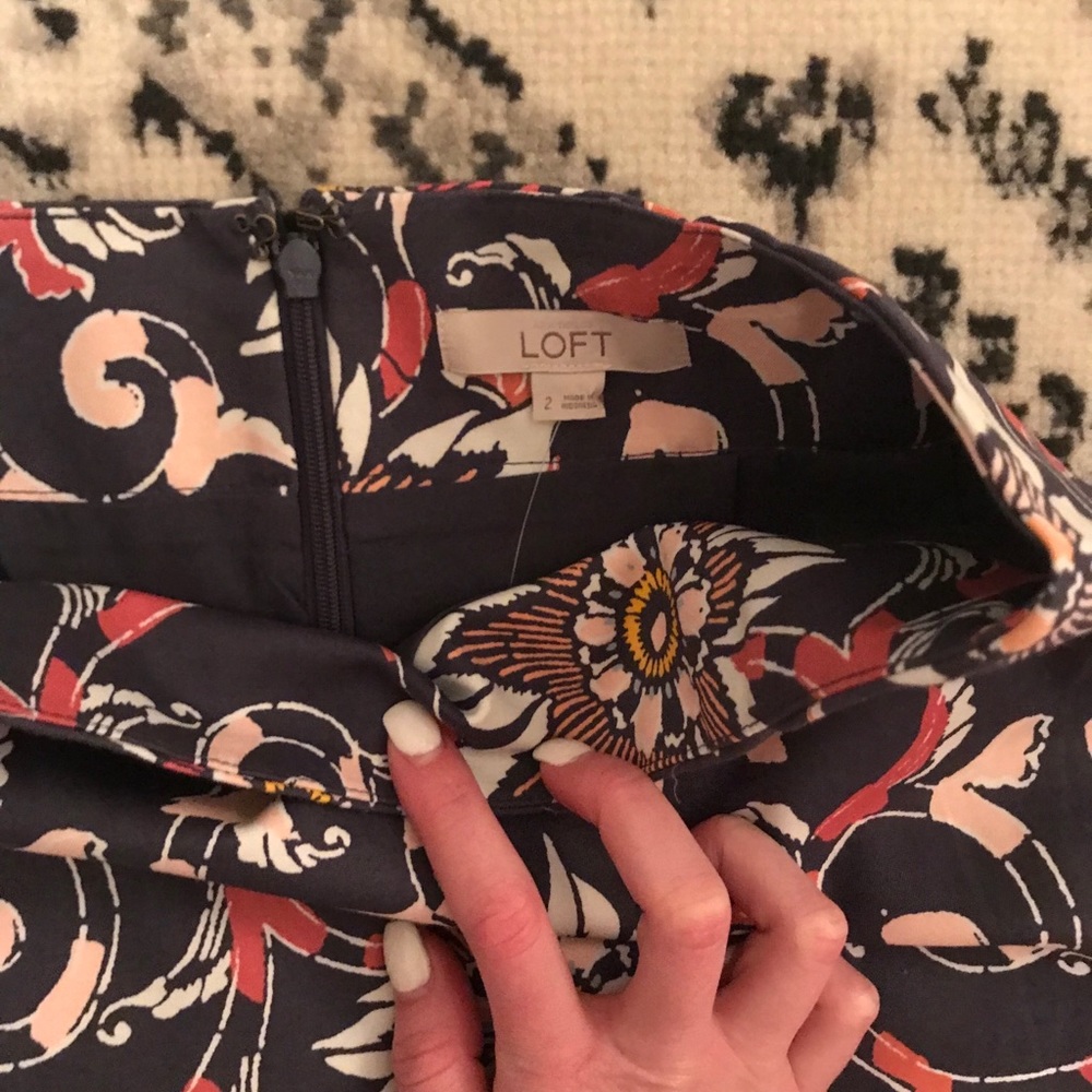 Loft pencil skirt